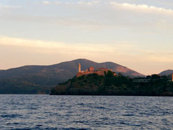clicca per ingrandire Portoferrio scoglio